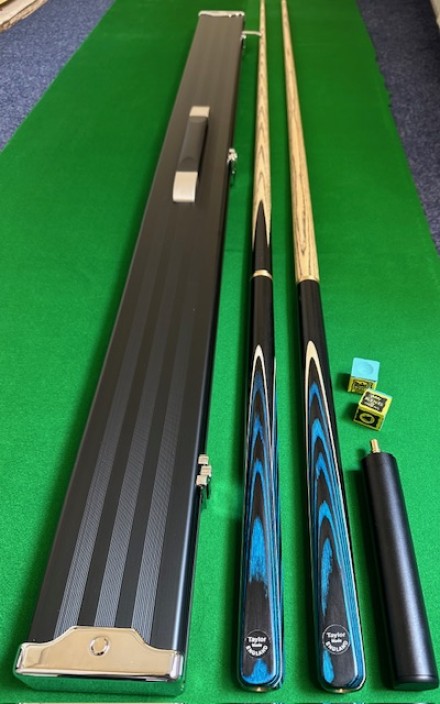 TAYLOR MADE ENGLISH 8 BALL POOL CUE PACKAGE, BLUE SWIRL PLAYING CUE AND BREAK CUE PACKAGE. 